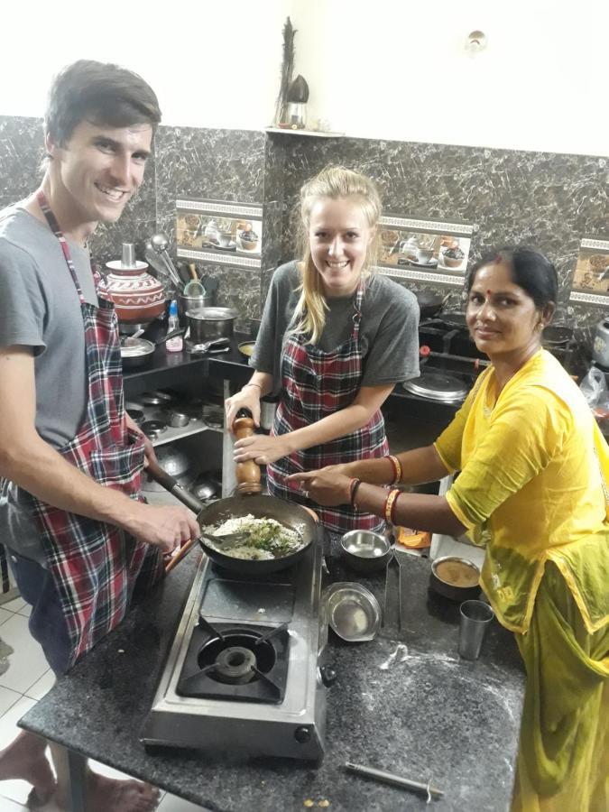 Black Pepper Home Stay Udaipur Dış mekan fotoğraf